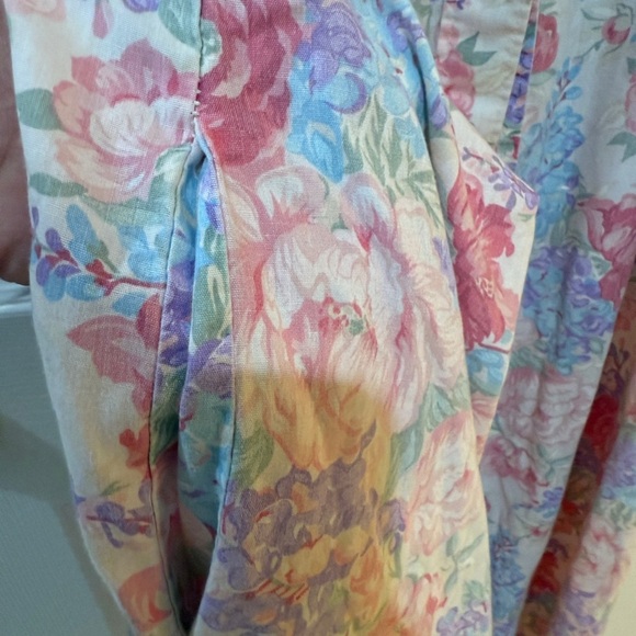 Vintage Heiress Floral Pearl Snap Button-Up Nightgown w pockets Gauzy & Soft - Picture 4 of 6